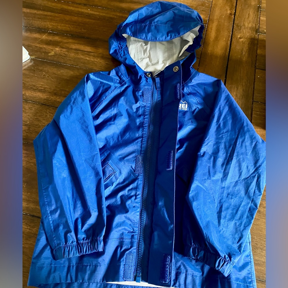 EUC REI Kids Raincoat 4T